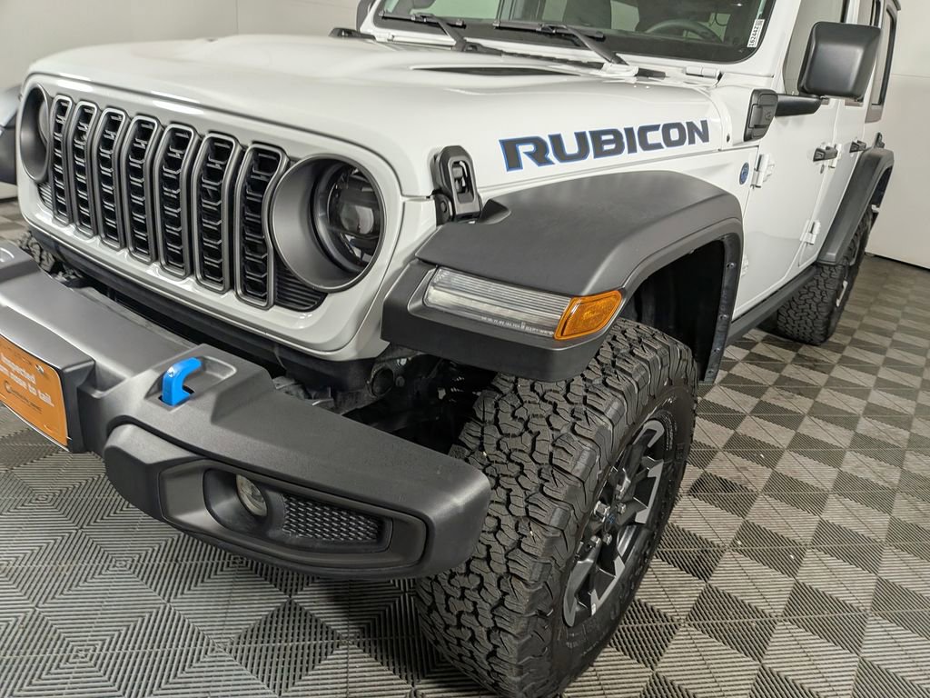 Certified 2025 Jeep Wrangler Unlimited Rubicon 4xe w/ Convenience Group image 12