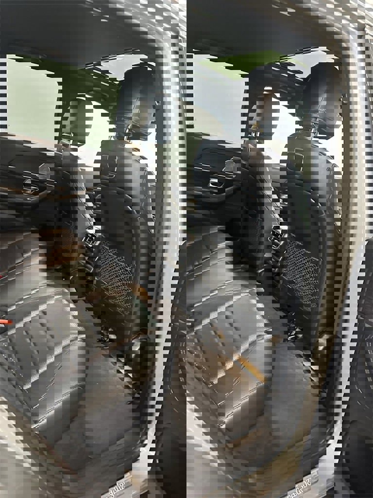 Used 2020 Mercedes-Benz GLE 350 4MATIC image 40