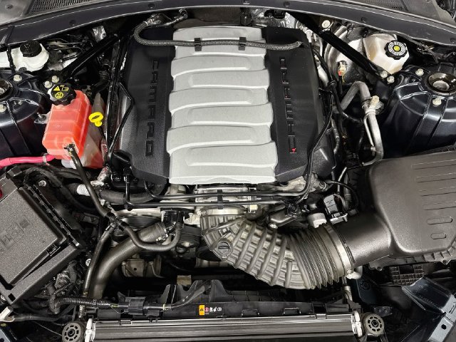 Used 2023 Chevrolet Camaro LT w/ Technology Package RWD image 29
