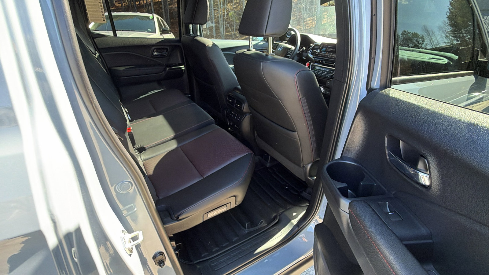 Used 2024 Honda Ridgeline Black Edition image 23