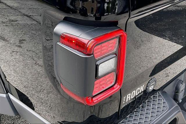 Certified 2021 Jeep Gladiator Overland w/ Popular Equipment Package AWD/4WD image 25