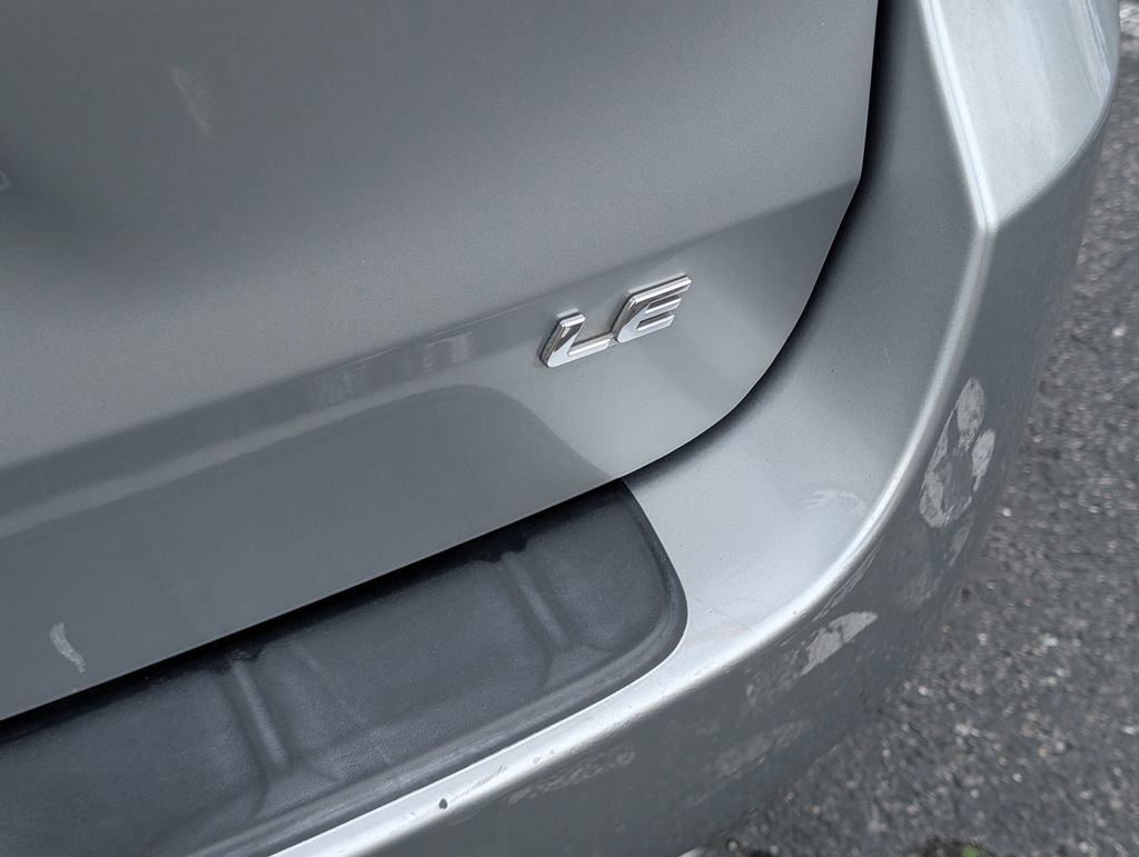 Used 2020 Toyota Sienna LE image 20