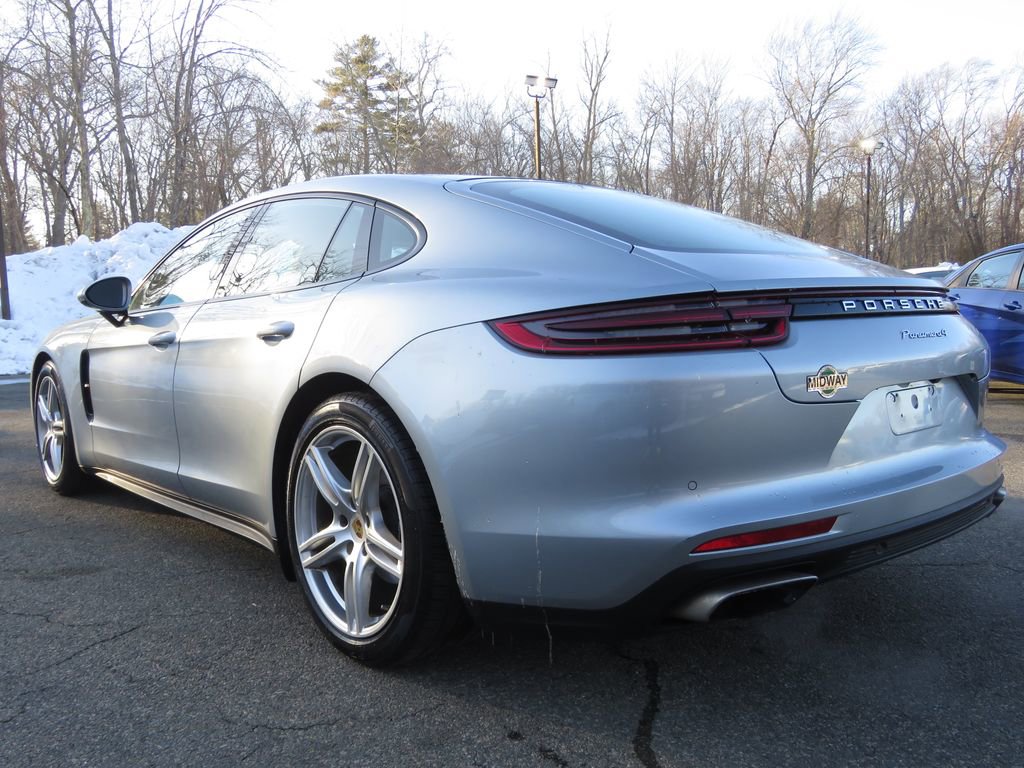 Used 2018 Porsche Panamera 4 image 7