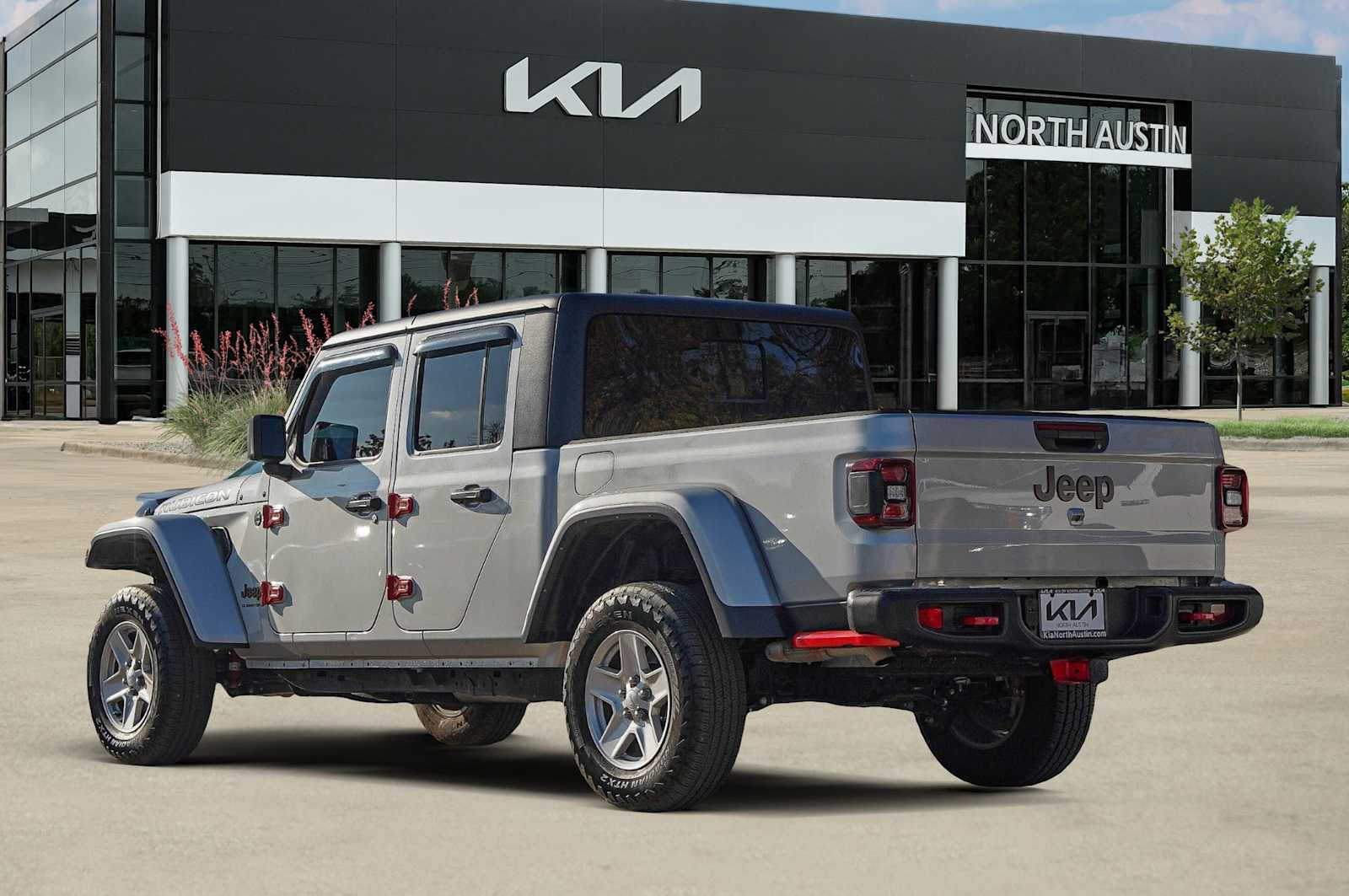 Used 2023 Jeep Gladiator Rubicon w/ LED Lighting Group image 5