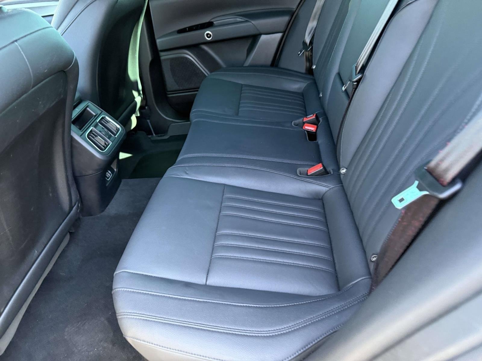 Used 2023 Maserati Grecale GT image 34