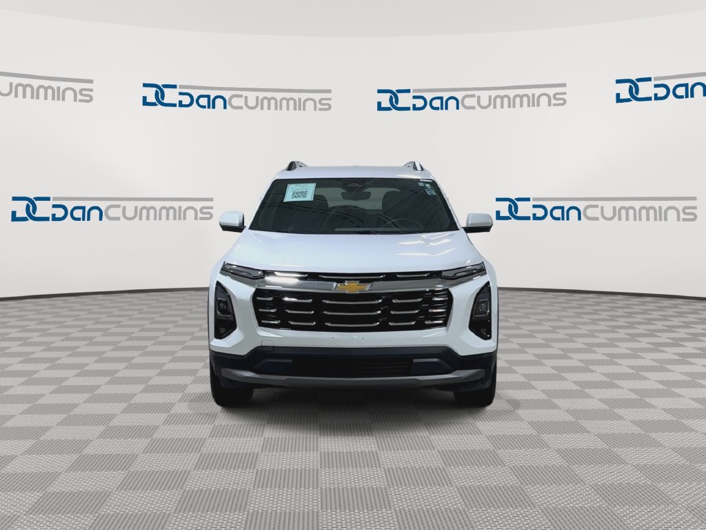 Used 2025 Chevrolet Equinox LT w/ Convenience Package II AWD/4WD image 4