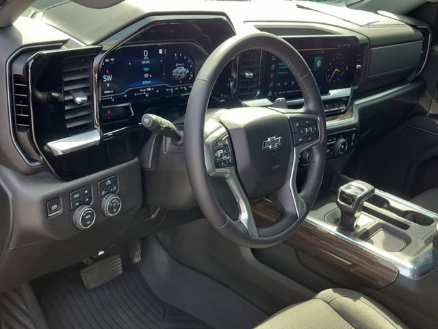 Used 2022 Chevrolet Silverado 1500 RST w/ Z71 Off-Road Package AWD/4WD image 18