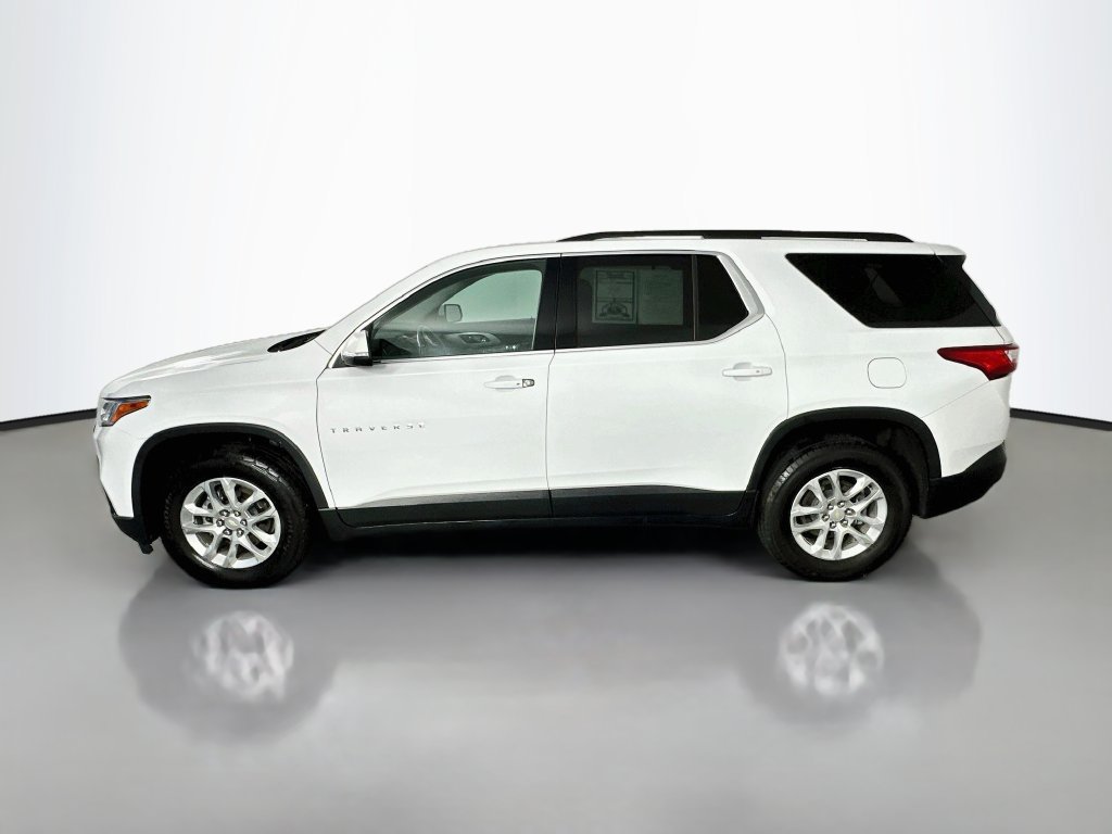 Used 2021 Chevrolet Traverse LT w/ LPO, Cargo Package FWD image 4