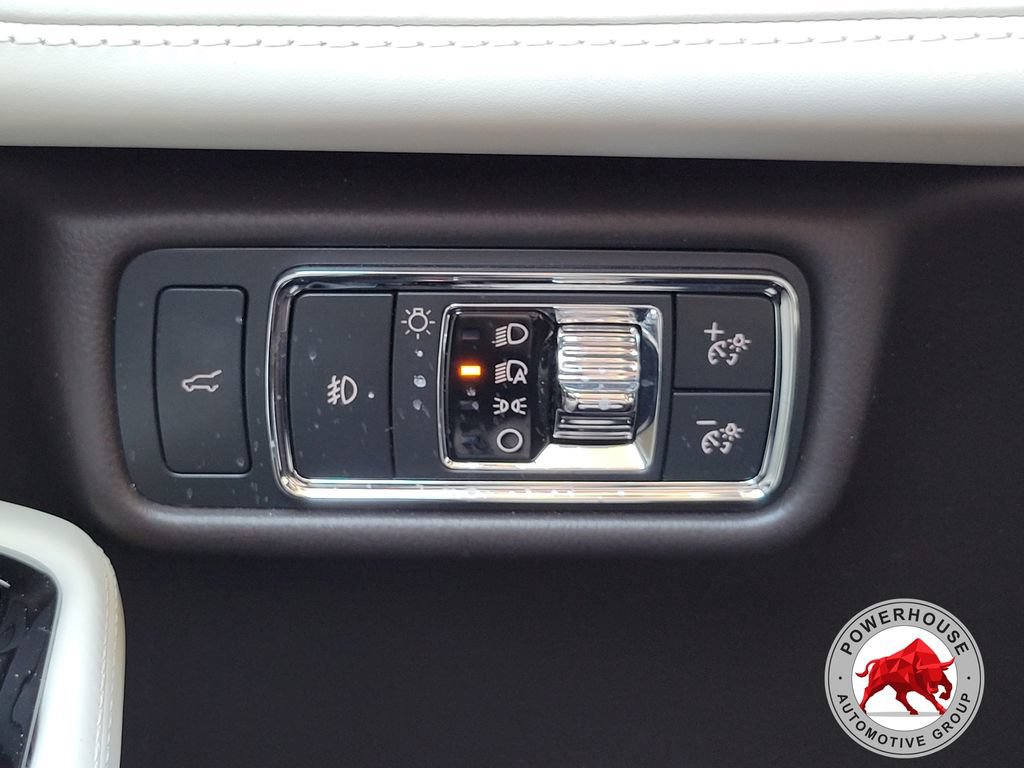 Used 2022 Lincoln Aviator Black Label w/ Dynamic Handling Package AWD/4WD image 31