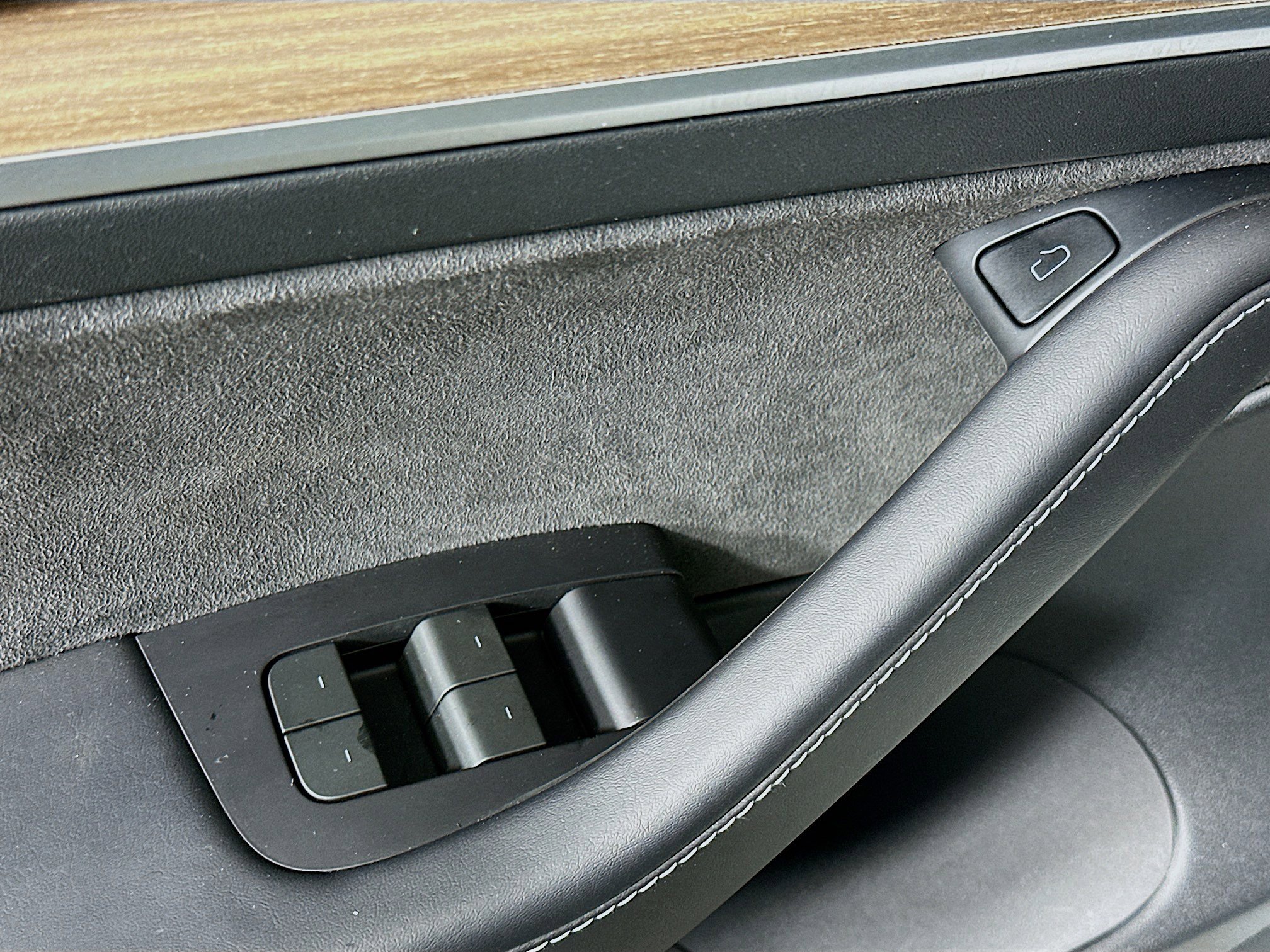 Used 2023 Tesla Model 3 Standard Range RWD image 15