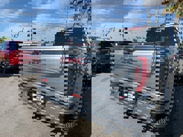 New 2025 GMC Sierra 2500 AT4 w/ AT4 Preferred Package image 7