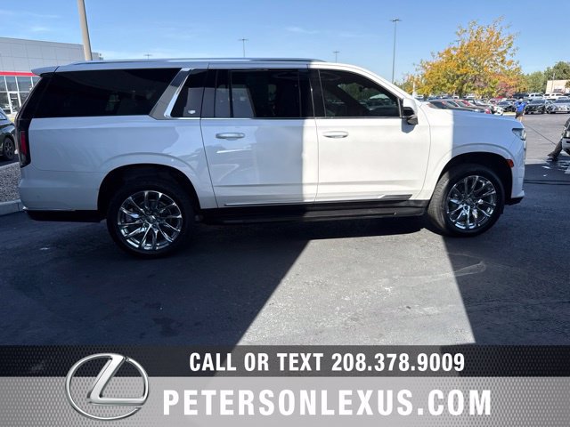 Used 2021 Cadillac Escalade ESV Premium Luxury w/ Driver Assist Tech Package AWD/4WD image 7