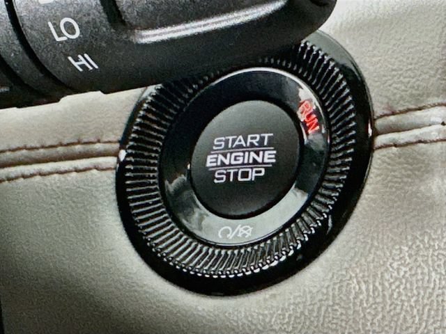 Used 2024 Jeep Compass Limited AWD/4WD image 19