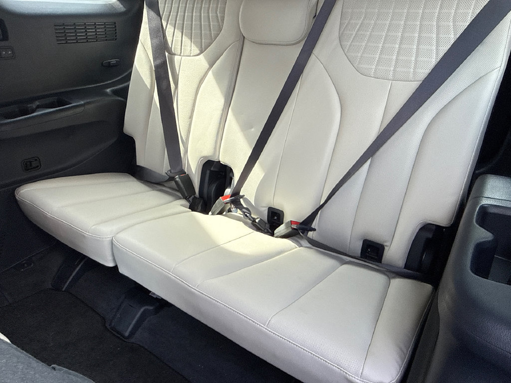 Used 2023 Hyundai Palisade Limited AWD/4WD image 17
