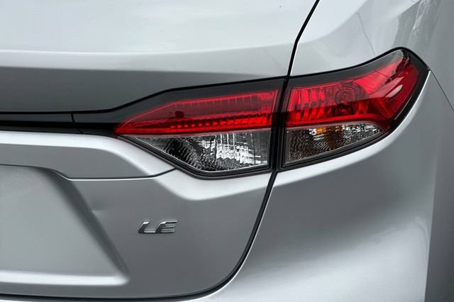 Certified 2024 Toyota Corolla LE FWD image 30