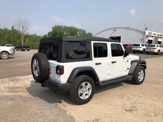 Used 2023 Jeep Wrangler Unlimited Sport AWD/4WD image 4