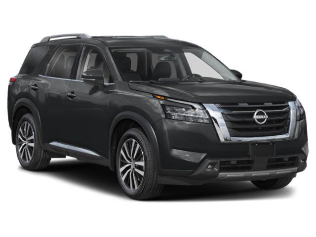 Used 2025 Nissan Pathfinder Platinum w/ Black Appearance Package AWD/4WD image 9