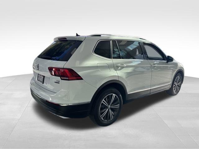 Used 2018 Volkswagen Tiguan SEL AWD/4WD image 5
