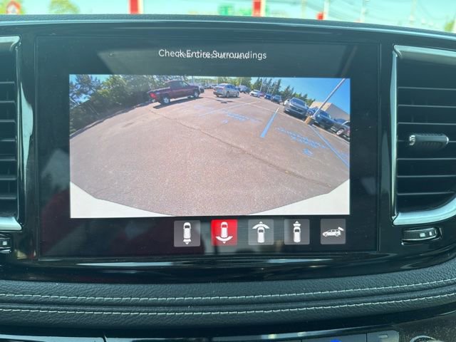 Used 2021 Chrysler Pacifica Limited w/ Premium & Safety Sphere Group FWD image 14