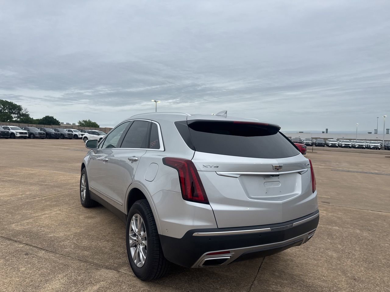 Used 2020 Cadillac XT5 Premium Luxury FWD image 14