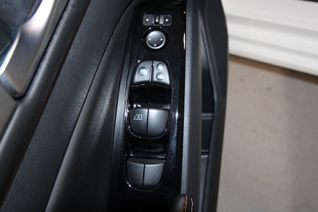 Used 2024 Nissan Altima 2.5 SR w/ SR Premium Package image 6