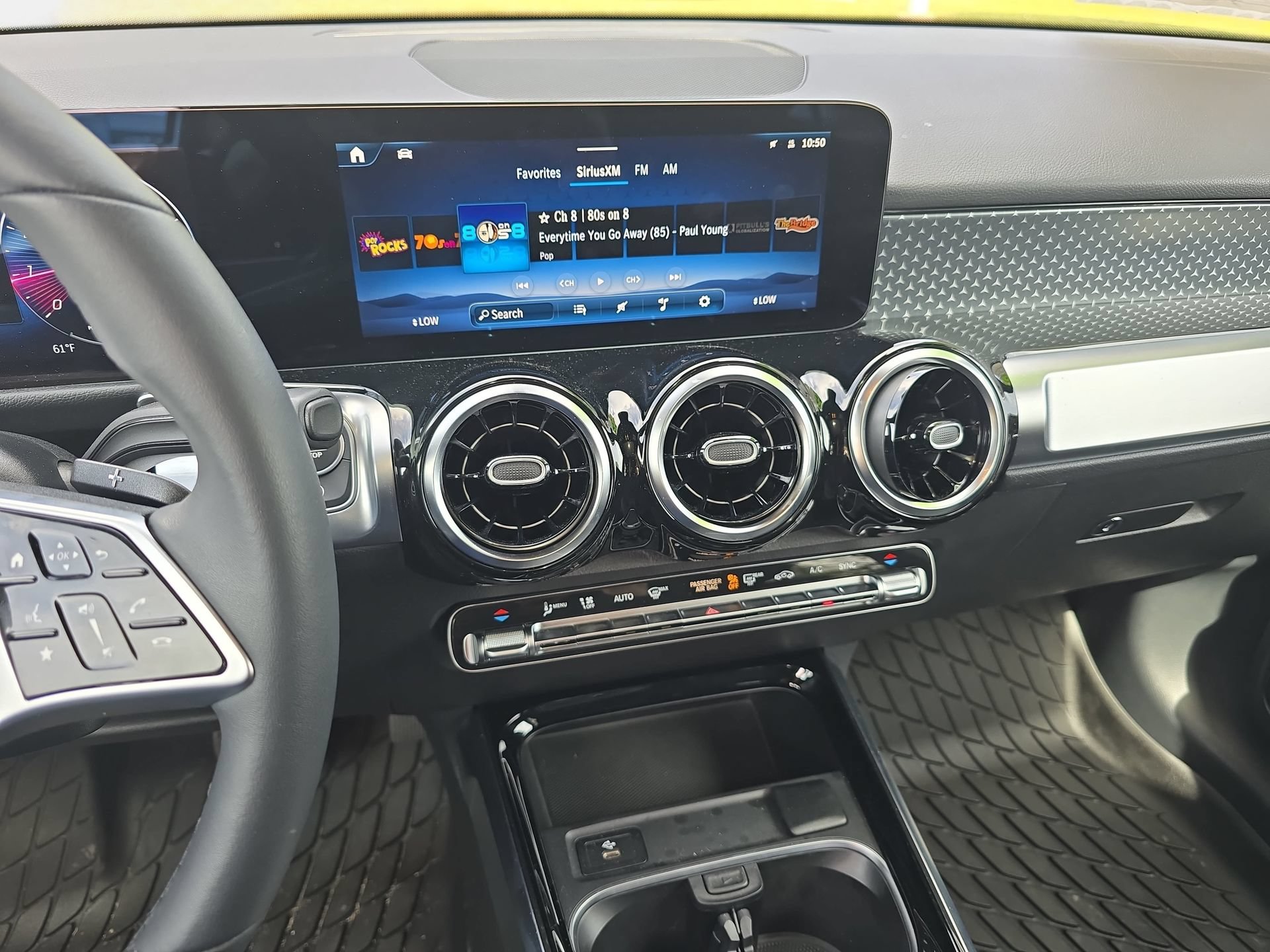 Used 2025 Mercedes-Benz GLB 250 image 20
