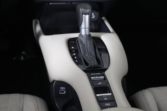 Used 2023 Honda HR-V LX image 24