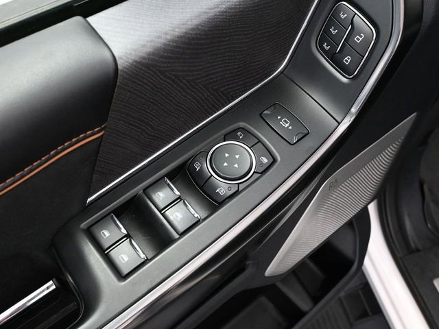 Used 2024 Ford F350 Platinum image 20