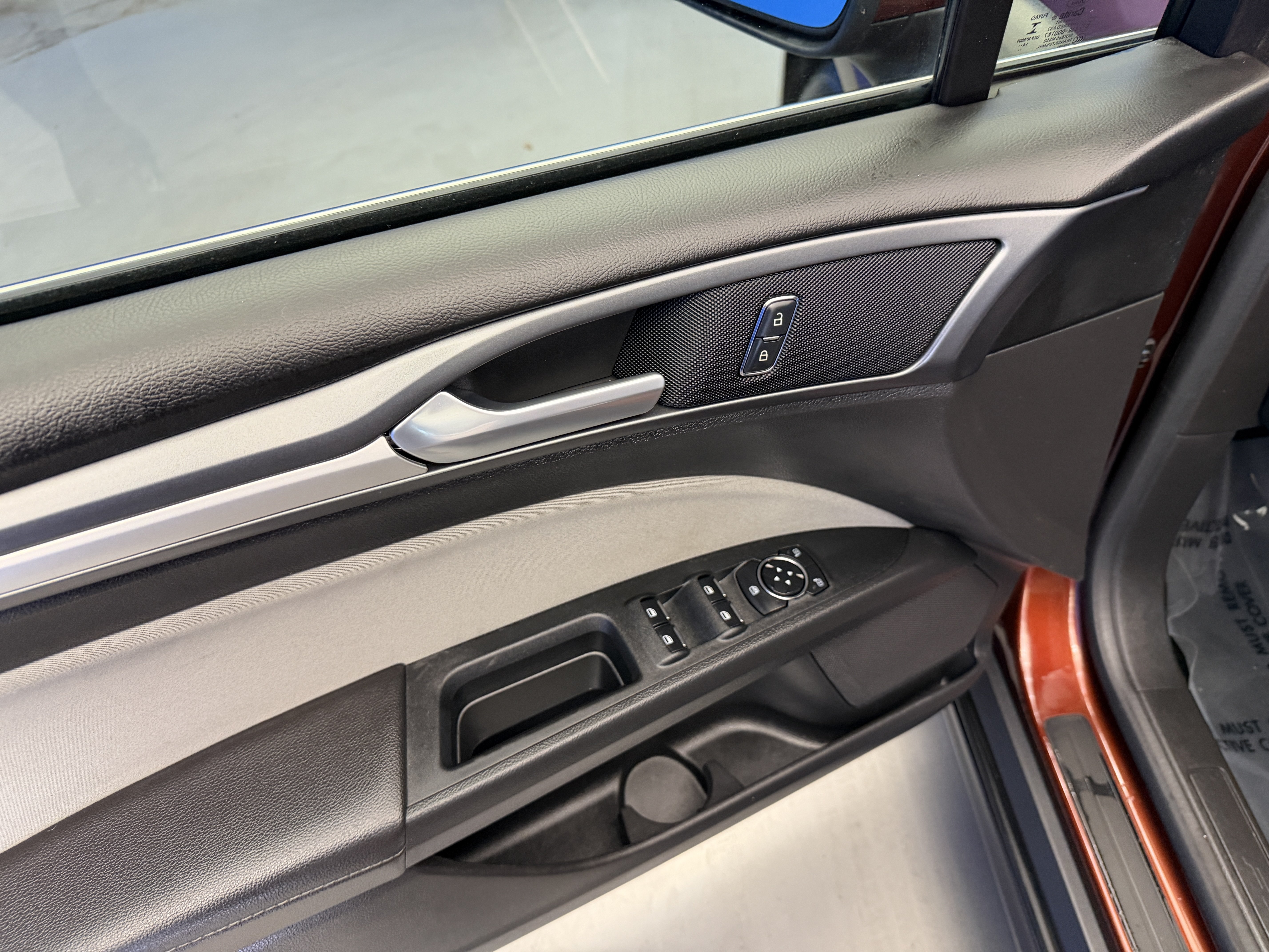 Used 2015 Ford Fusion S FWD image 10