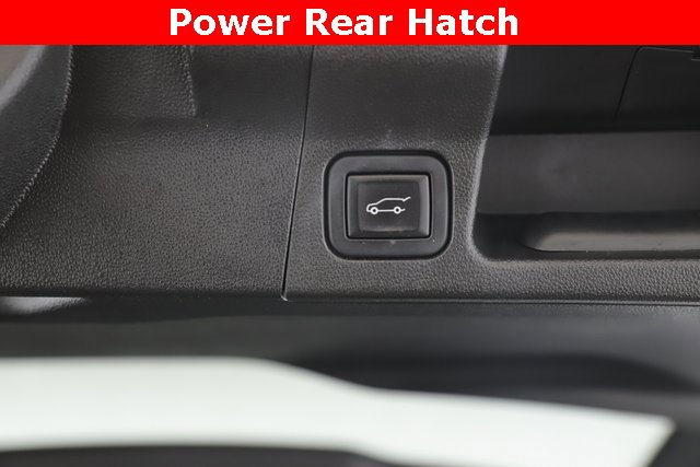 Used 2023 GMC Acadia AT4 image 31