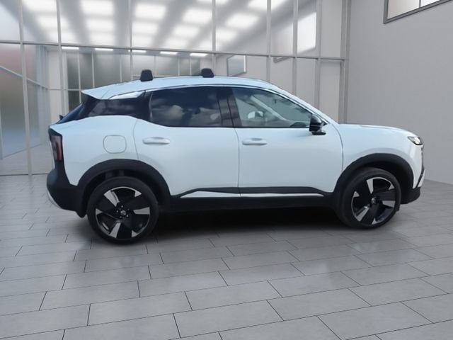 New 2026 Nissan Kicks SR w/ Cold Weather Package AWD/4WD image 9