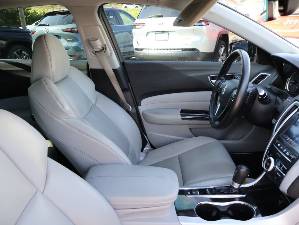 Used 2020 Acura TLX FWD image 8