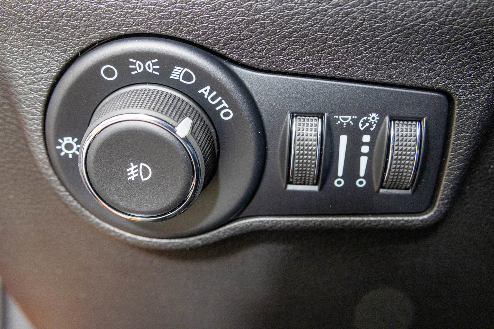 New 2026 Jeep Compass Latitude image 29