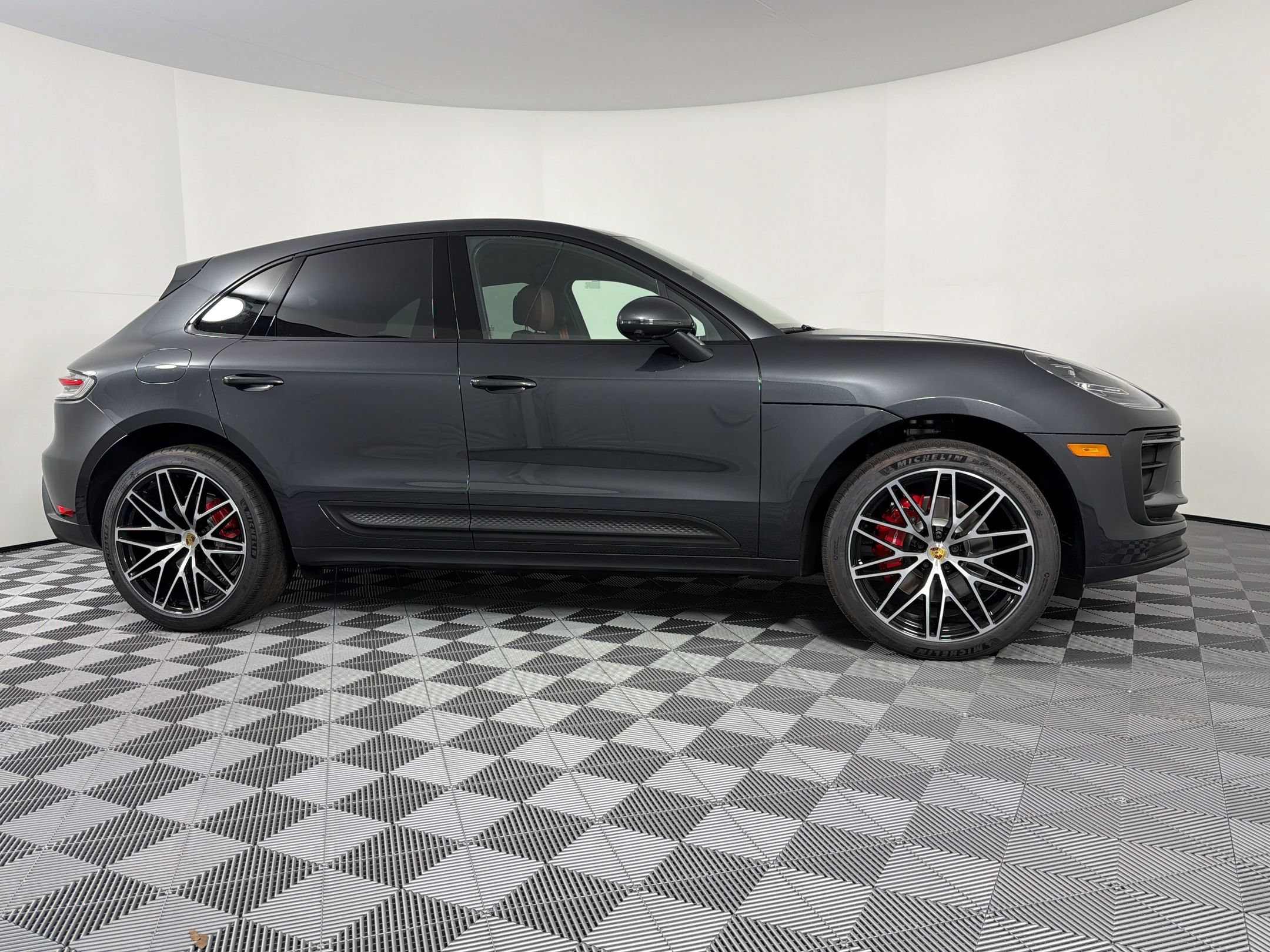 New 2026 Porsche Macan S AWD/4WD image 8
