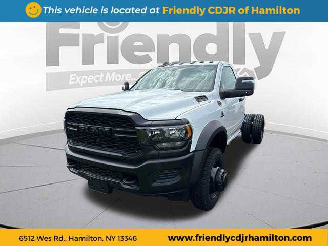 New 2024 RAM 5500 Tradesman image 3