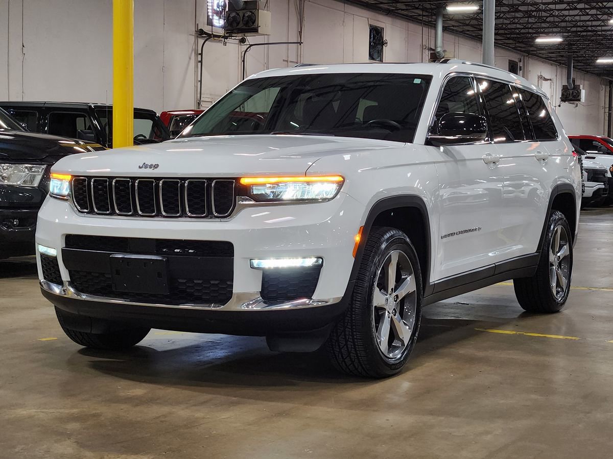 Used 2022 Jeep Grand Cherokee L Limited AWD/4WD image 4