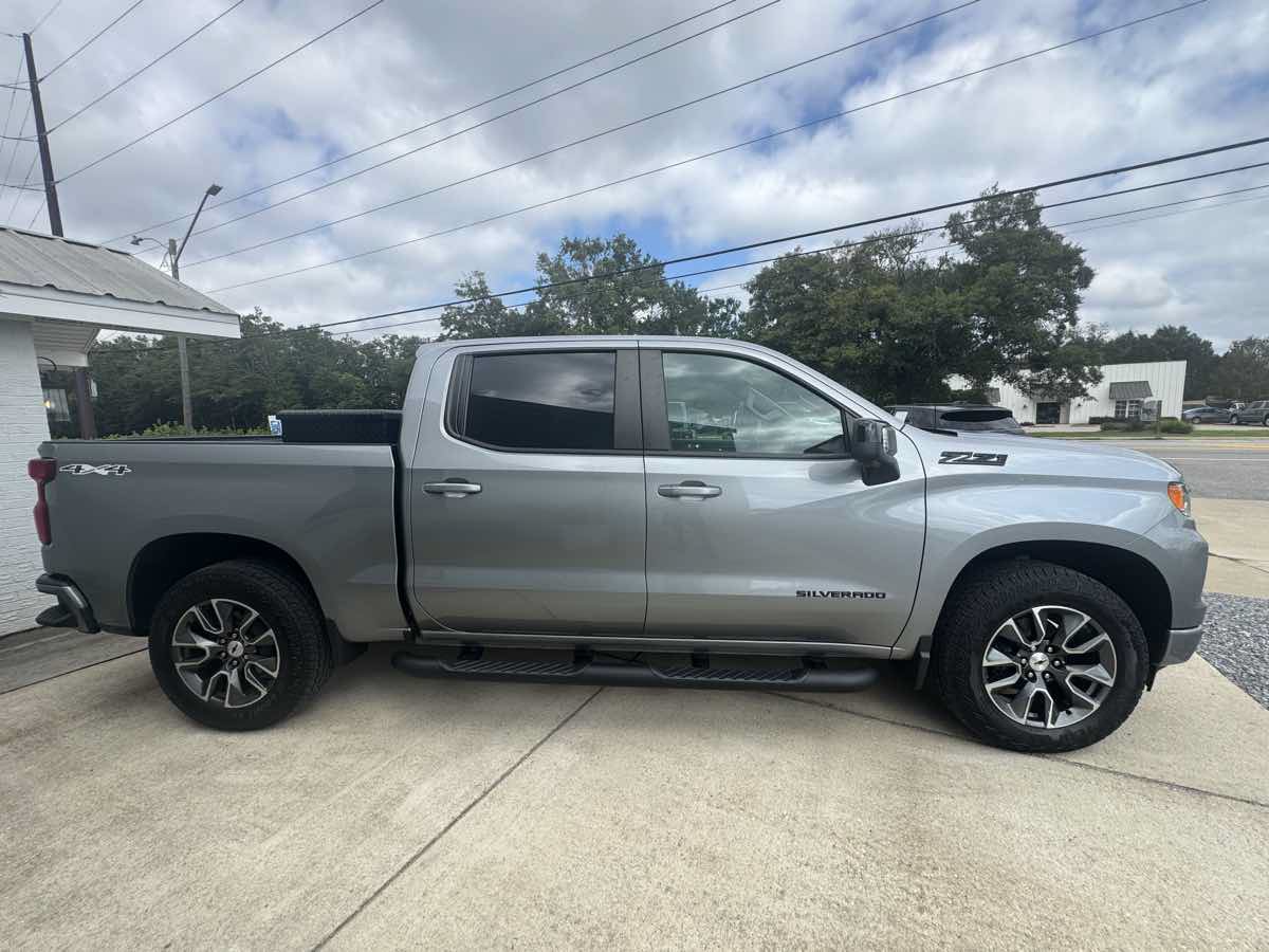 Used 2023 Chevrolet Silverado 1500 RST w/ RST All Star Premium Package AWD/4WD image 5