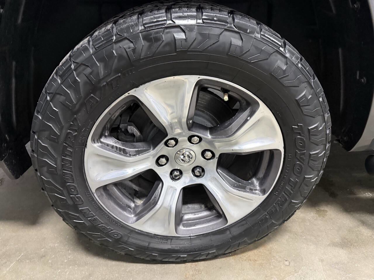 Used 2020 RAM 1500 Laramie w/ Sport Appearance Package image 7