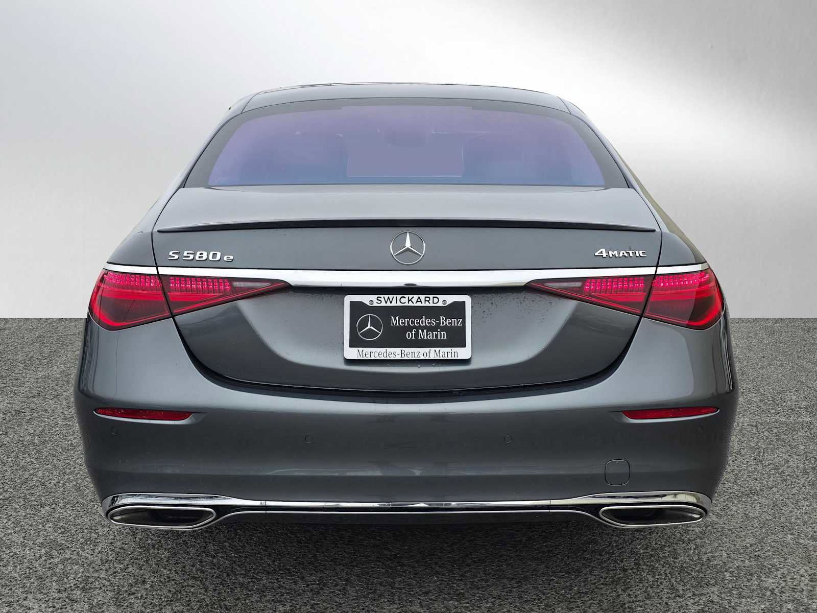 Used 2024 Mercedes-Benz S 580e 4MATIC Sedan image 4
