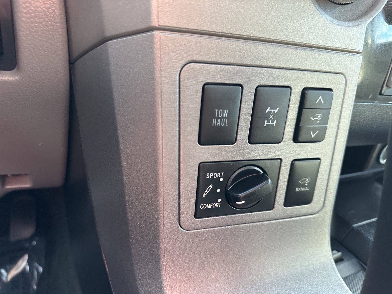 Used 2014 Toyota Sequoia Platinum AWD/4WD image 89