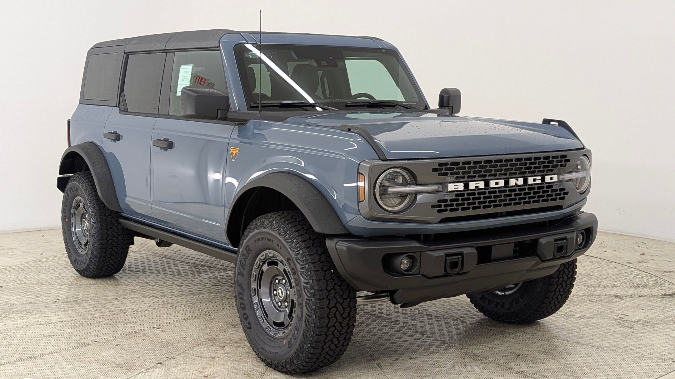New 2025 Ford Bronco Badlands w/ Sasquatch Package image 6