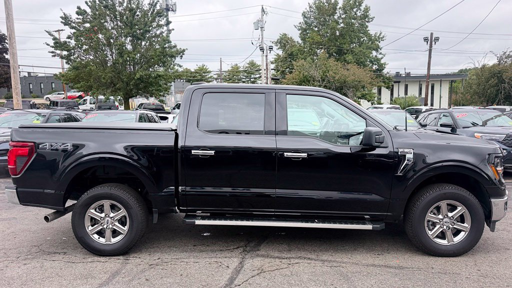 Used 2025 Ford F150 XLT w/ Equipment Group 301A Standard AWD/4WD image 8