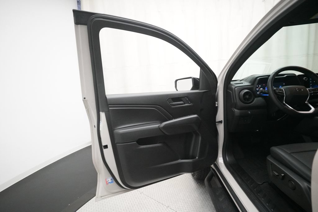 Used 2026 Chevrolet Colorado Trail Boss AWD/4WD image 31