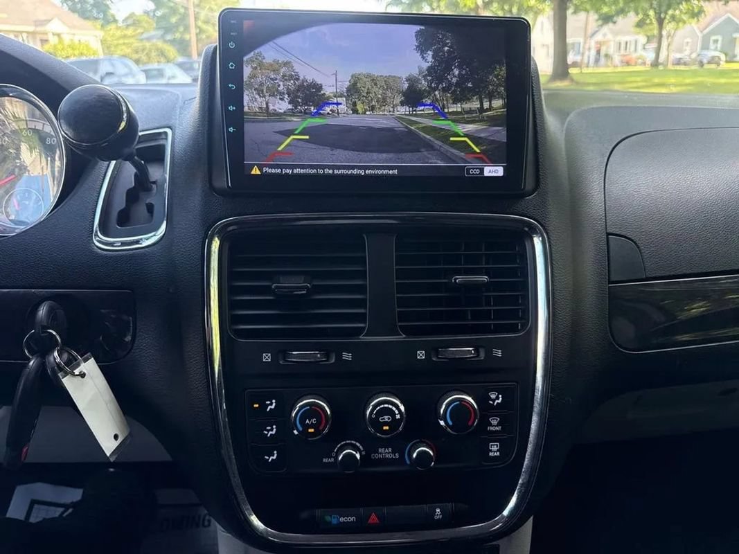 Used 2013 Dodge Grand Caravan SE FWD image 22