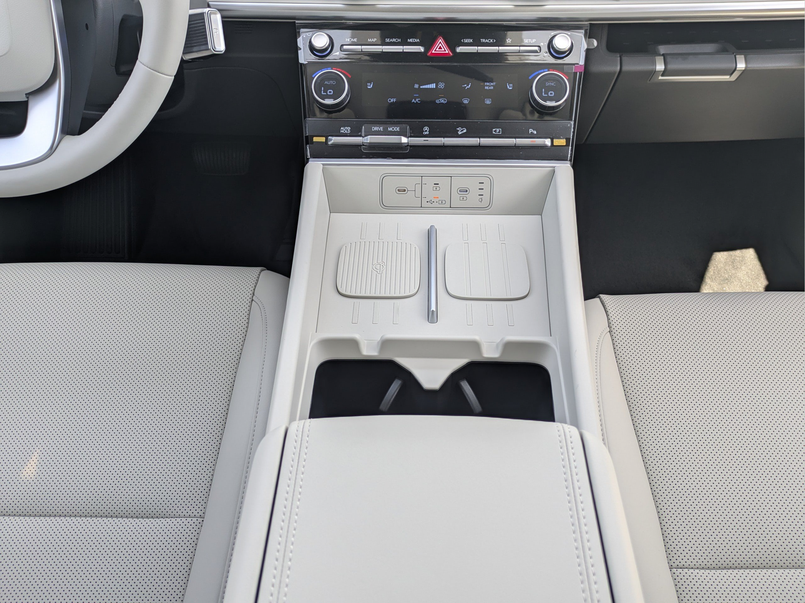 New 2027 Hyundai Santa Fe SEL FWD image 22
