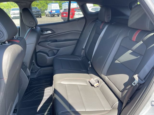 New 2026 Chevrolet Trax RS w/ Sunroof Package FWD image 22