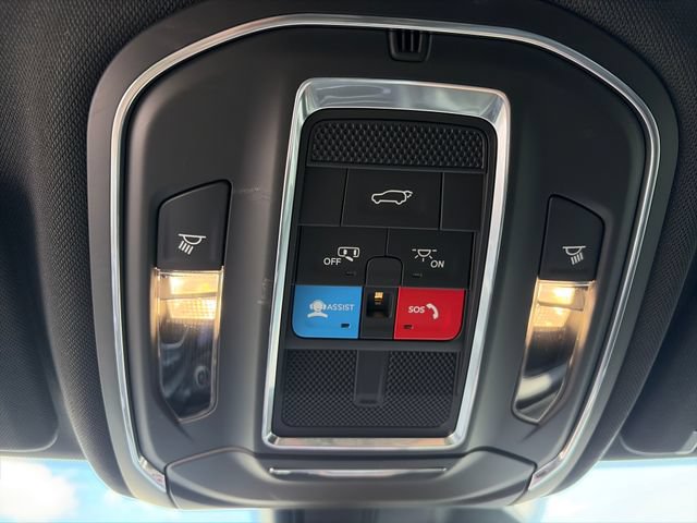 Used 2025 Jeep Grand Cherokee L Limited AWD/4WD image 19