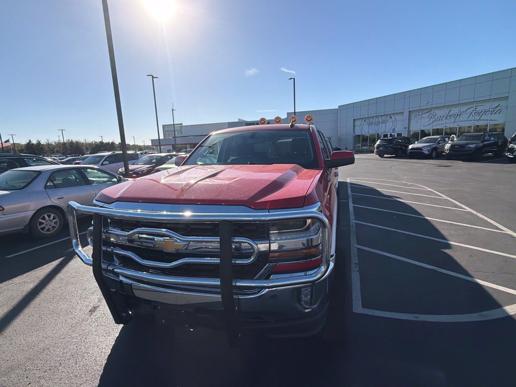Used 2018 Chevrolet Silverado 1500 LT w/ All Star Edition AWD/4WD image 7