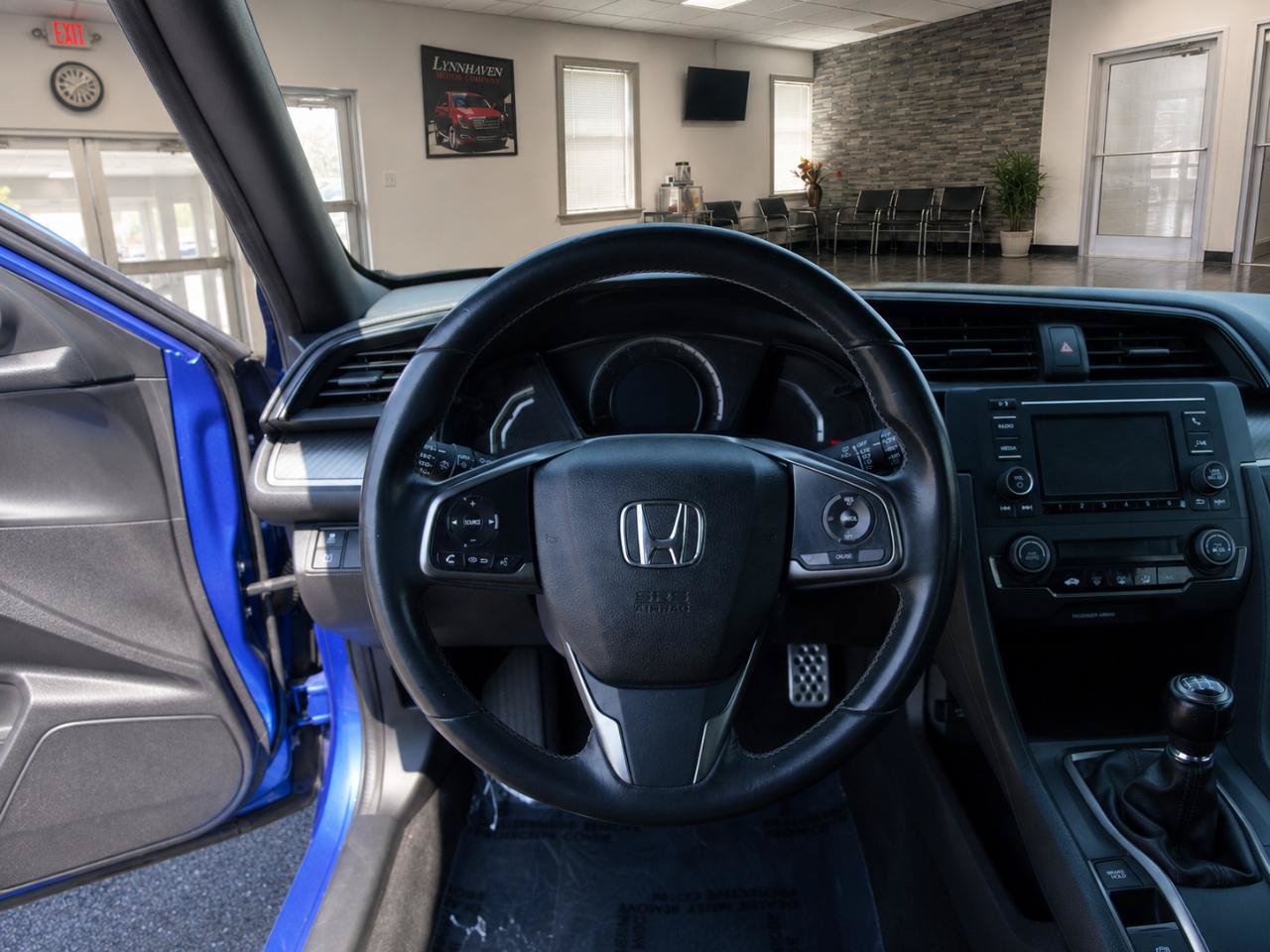Used 2017 Honda Civic Sport image 11