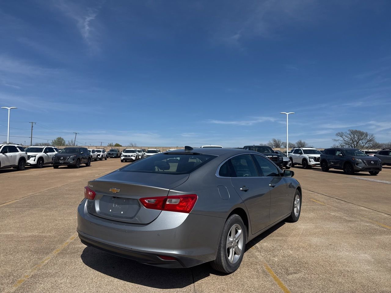 Used 2025 Chevrolet Malibu LS image 23